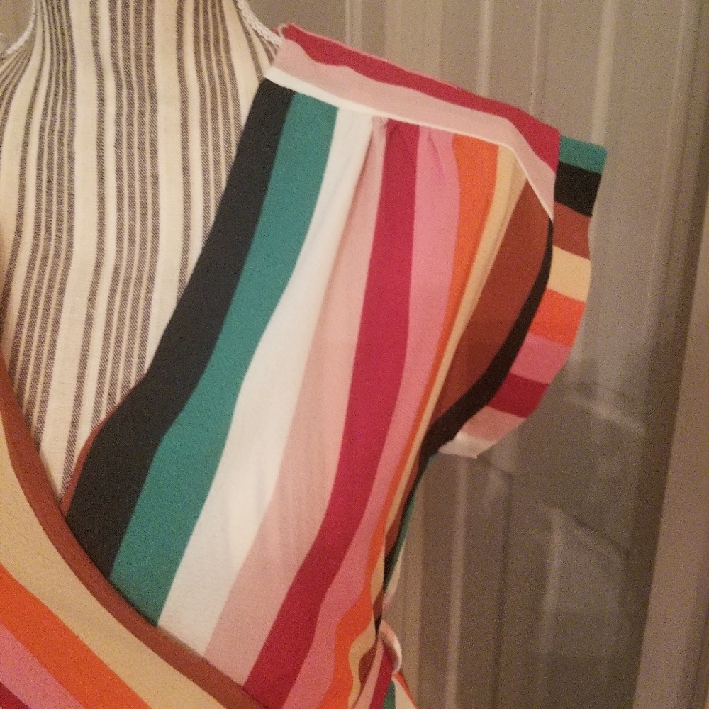 Darling, multi-color wrap inspired top with sash - Picture 2 of 5